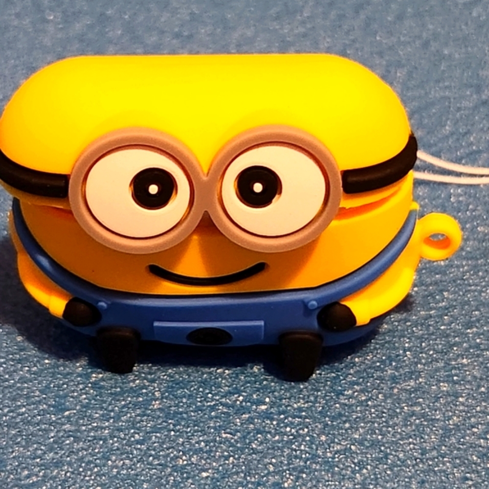 ✨️Airpod Pro Case (Minion!)✨️